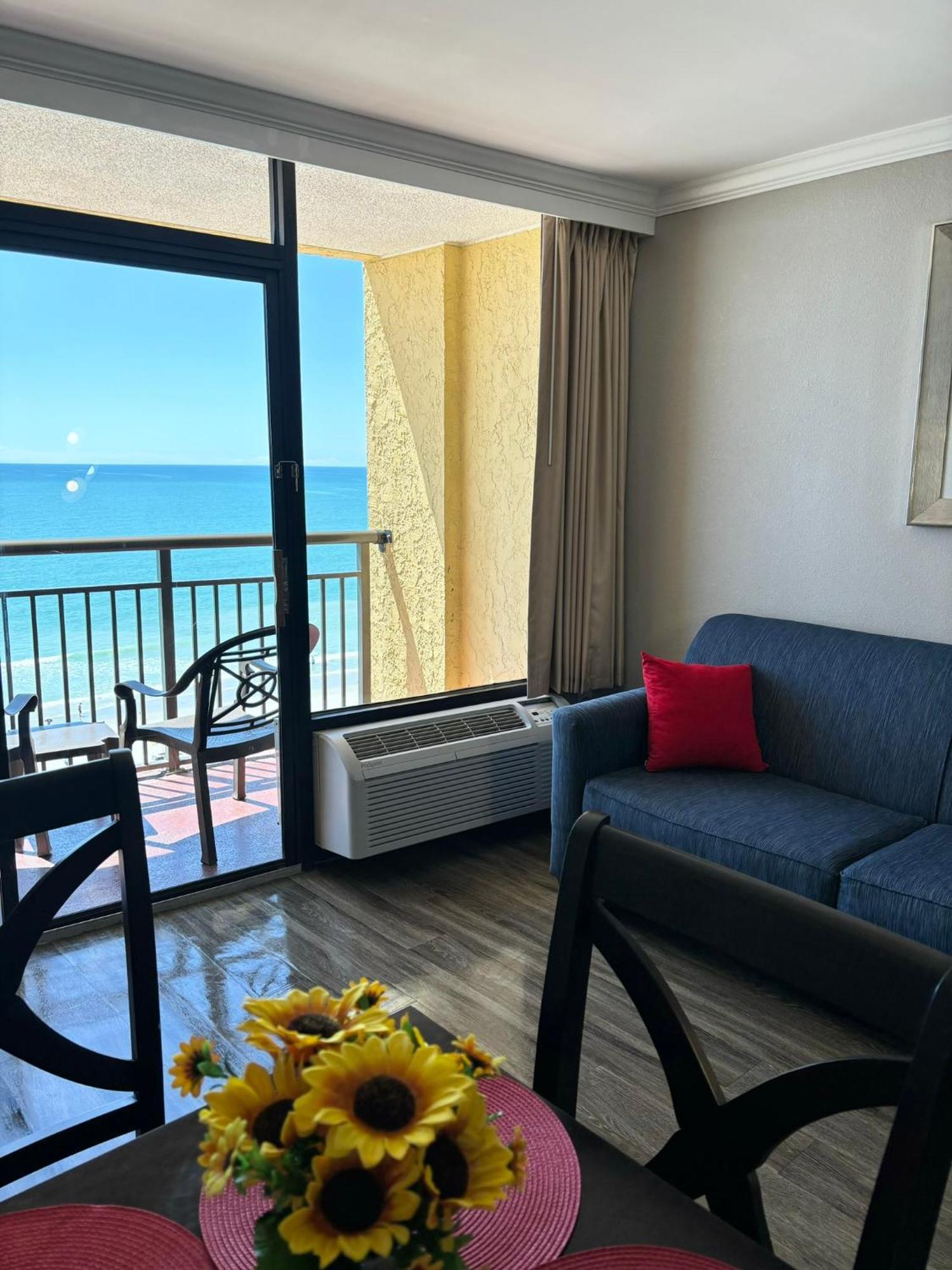 Azure Bliss Oceanfront Condo Sleeps 6 เมอร์เทิลบีช ภายนอก รูปภาพ