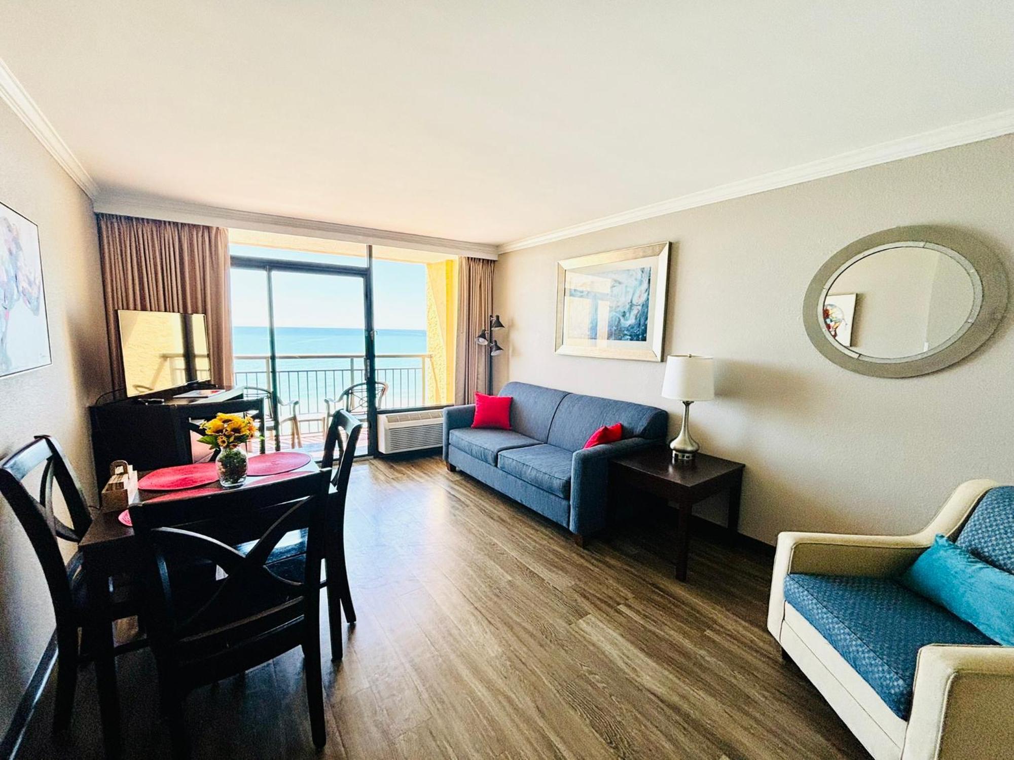 Azure Bliss Oceanfront Condo Sleeps 6 เมอร์เทิลบีช ภายนอก รูปภาพ