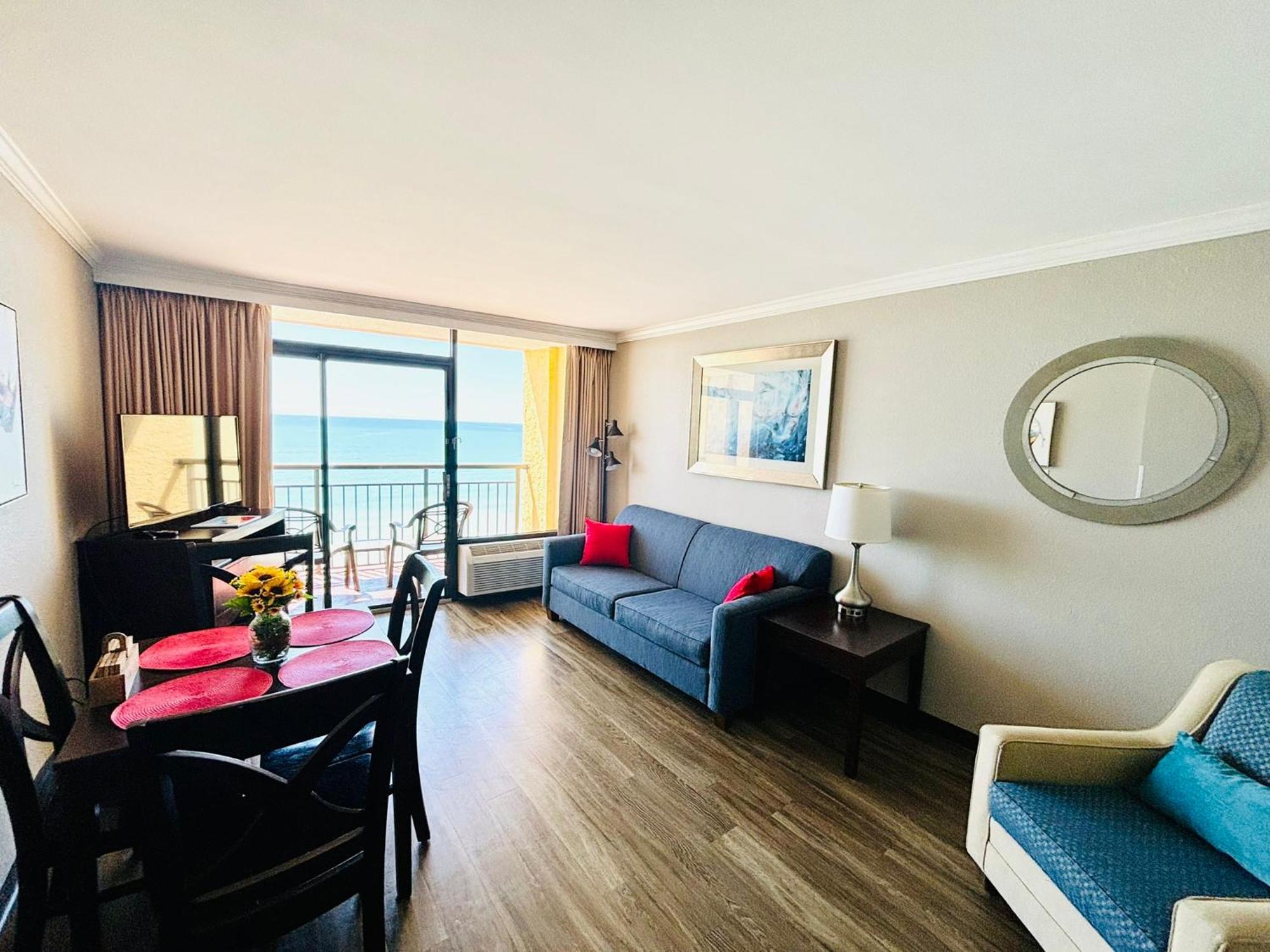 Azure Bliss Oceanfront Condo Sleeps 6 เมอร์เทิลบีช ภายนอก รูปภาพ