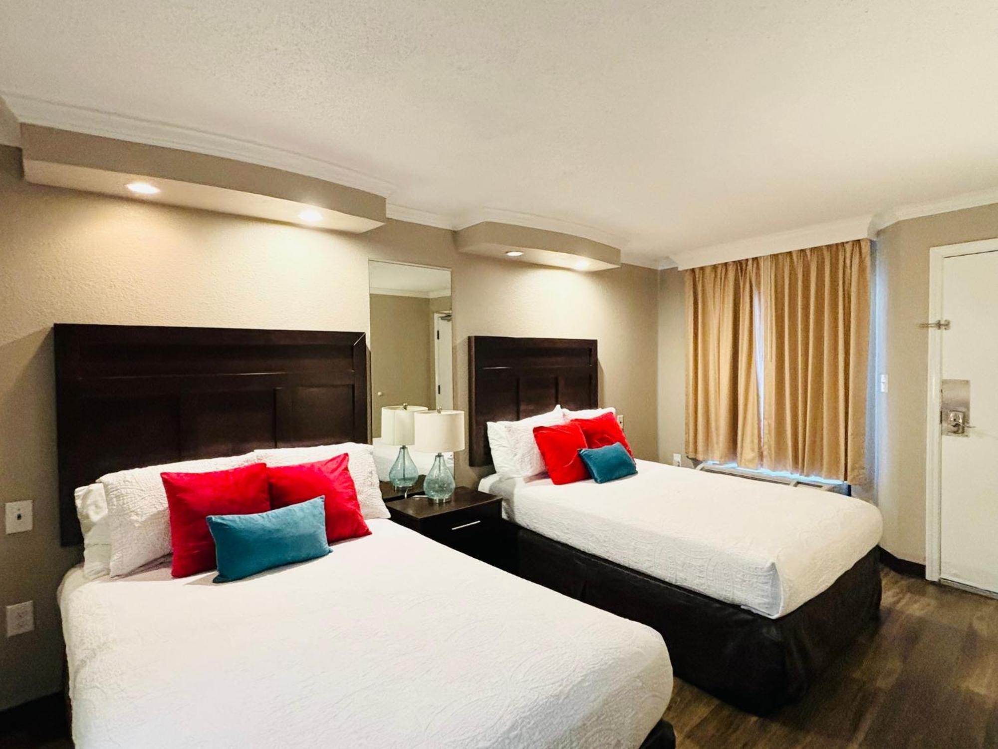 Azure Bliss Oceanfront Condo Sleeps 6 เมอร์เทิลบีช ภายนอก รูปภาพ